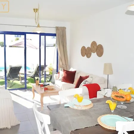 Gabriela Playa Blanca (Lanzarote)